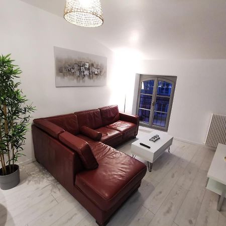 Appartement cosy entièrement équipé Villeneuve-sur-Lot Exterior foto